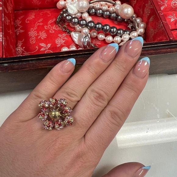 Louis Vuitton Mille et Nuit Crystal Cocktail Ring - Picture 3 of 8